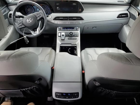 ✅ 2020 Hyundai Palisade SEL • VIN: KM8R44HEXLU085571 • Lot: 91682765. Wystawiony na Copart z przebiegiem 74 640 mil. Bezpłatny archiwum sprzedaży aukcyjnych z USA i szczegółowy raport historii pojazdu na DreamBid. Zdjęcie 8.