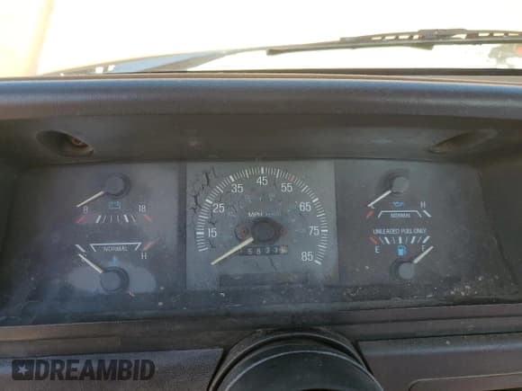 ✅ 1988 Ford F-150 • VIN: 1FTDF15Y1JPA65940 • Lot: 91714495. Wystawiony na Copart z przebiegiem 156 378 mil. Bezpłatny archiwum sprzedaży aukcyjnych z USA i szczegółowy raport historii pojazdu na DreamBid. Zdjęcie 9.