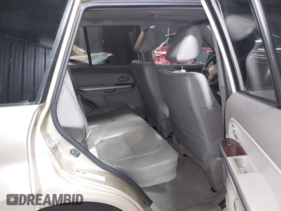 ✅ 2007 Suzuki Grand Vitara Luxury • VIN: JS3TD947474201594 • Lot: 42296225. Wystawiony na IAAI z przebiegiem 120 309 mil. Bezpłatny archiwum sprzedaży aukcyjnych z USA i szczegółowy raport historii pojazdu na DreamBid. Zdjęcie 8.