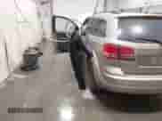 2009 Dodge Journey SE z VIN 3D4GG47B99T561583, wystawiony jako IAAI lot #43402002 z przebiegiem 137 189 mil mil oraz . Historia ofert i sprzedaży dostępna na DreamBid. Obrazek 11.