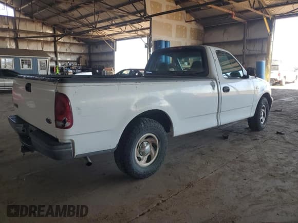 ✅ 2001 Ford F-150 XL • VIN: 1FTZF17281KA55823 • Lot: 84932455. Listed on Copart with 141,253 mi. Free auction sales archive from the USA and detailed vehicle history report at DreamBid. Image 3.