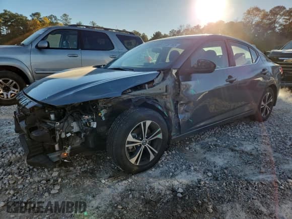 ✅ 2021 Nissan Sentra SV • VIN: 3N1AB8CV4MY213990 • Lot: 92237165. Listed on Copart with 32,804 mi. Free auction sales archive from the USA and detailed vehicle history report at DreamBid. Image 1.