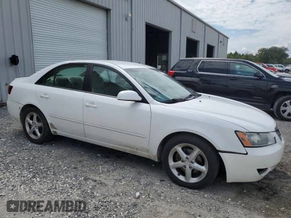 2008 Hyundai Sonata SE with VIN 5NPEU46F08H385880, listed as a Copart auction lot 67076544 with 124,138 mi miles and Salvage title. Bid and sale history available at DreamBid. Image 4.
