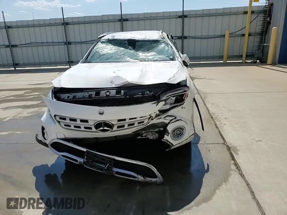 ✅ 2020 Mercedes-Benz GLA 250 • VIN: WDCTG4EB8LU028520 • Лот: 70503965. Опубликован ранее на Copart с пробегом 77 188 миль. Бесплатный доступ к архиву аукционных продаж из США и подробный отчёт об истории автомобиля на DreamBid. Изображение 14.