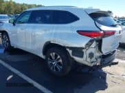 ✅ 2022 Toyota Highlander XLE • VIN: 5TDGZRAH2NS544551 • Лот: 43484677. Опубликован ранее на IAAI с пробегом 62 399 миль. Бесплатный доступ к архиву аукционных продаж из США и подробный отчёт об истории автомобиля на DreamBid. Изображение 3.