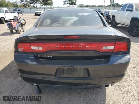 ✅ 2011 Dodge Charger Rallye • VIN: 2B3CL3CG8BH548522 • Лот: 70631815. Опубликован ранее на Copart с пробегом 200 606 миль. Бесплатный доступ к архиву аукционных продаж из США и подробный отчёт об истории автомобиля на DreamBid. Изображение 6.