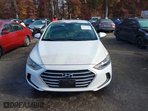 ✅ 2017 Hyundai Elantra SE • VIN: 5NPD74LF7HH100969 • Lot: 43527288. Listed on IAAI with 164,887 mi. Free auction sales archive from the USA and detailed vehicle history report at DreamBid. Image 12.