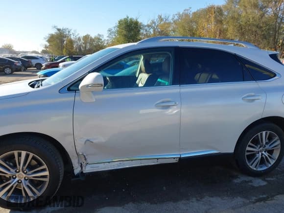 ✅ 2015 Lexus RX 350 • VIN: 2T2BK1BA1FC306987 • Lot: 43627485. Listed on IAAI with 175,941 mi. Free auction sales archive from the USA and detailed vehicle history report at DreamBid. Image 6.