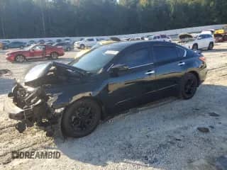 2015 Nissan Altima S z VIN 1N4AL3AP5FC594736, wystawiony jako Copart lot #85823375 z przebiegiem Nie podano mil oraz Szkoda całkowita • Salvage title. Historia ofert i sprzedaży dostępna na DreamBid. Obrazek 1.