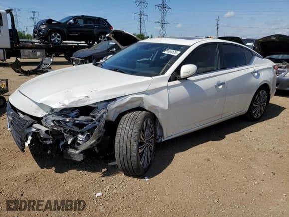 ✅ 2024 Nissan Altima SL • VIN: 1N4BL4EW4RN311313 • Лот: 62149975. Опубликован ранее на Copart с пробегом 19 857 миль. Бесплатный доступ к архиву аукционных продаж из США и подробный отчёт об истории автомобиля на DreamBid. Изображение 1.