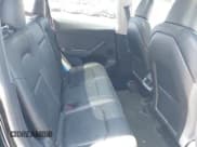 ✅ 2023 Tesla Model Y Long Range • VIN: 7SAYGDEE0PA111430 • Lot: 42156924. Wystawiony na IAAI z przebiegiem 35 950 mil. Bezpłatny archiwum sprzedaży aukcyjnych z USA i szczegółowy raport historii pojazdu na DreamBid. Zdjęcie 8.