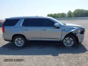 ✅ 2023 GMC Yukon SLT • VIN: 1GKS2BKD9PR210427 • Lot: 42472635. Wystawiony na IAAI z przebiegiem 24 551 mil. Bezpłatny archiwum sprzedaży aukcyjnych z USA i szczegółowy raport historii pojazdu na DreamBid. Zdjęcie 13.
