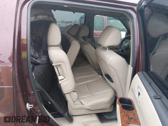 ✅ 2013 Honda Pilot Touring • VIN: 5FNYF4H96DB065745 • Lot: 43838609. Listed on IAAI with 197,451 mi. Free auction sales archive from the USA and detailed vehicle history report at DreamBid. Image 8.