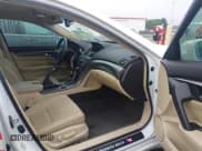 ✅ 2013 Acura TL • VIN: 19UUA8F25DA002785 • Lot: 42267079. Listed on IAAI with 168,568 mi. Free auction sales archive from the USA and detailed vehicle history report at DreamBid. Image 5.