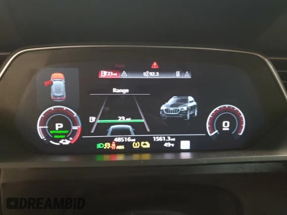 ✅ 2022 Audi e-tron Premium Plus • VIN: WA1LAAGE4NB006634 • Lot: 84389824. Listed on Copart with 48,516 mi. Free auction sales archive from the USA and detailed vehicle history report at DreamBid. Image 9.