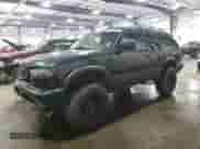 2003 Chevrolet Blazer LS с VIN 1GNCT18X03K167454, выставлен на аукционе Copart как лот 55648965 с пробегом 114 099 миль миль и Списание • Salvage title. История ставок и продаж доступна на DreamBid. Изображение 1.
