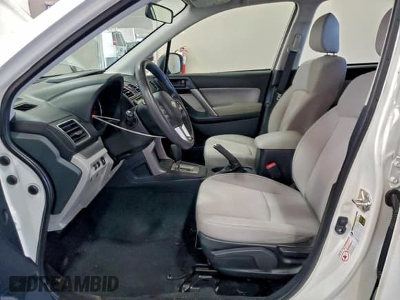 ✅ 2017 Subaru Forester • VIN: JF2SJAAC0HH489311 • Lot: 93569495. Wystawiony na Copart z przebiegiem 111 932 mil. Bezpłatny archiwum sprzedaży aukcyjnych z USA i szczegółowy raport historii pojazdu na DreamBid. Zdjęcie 7.