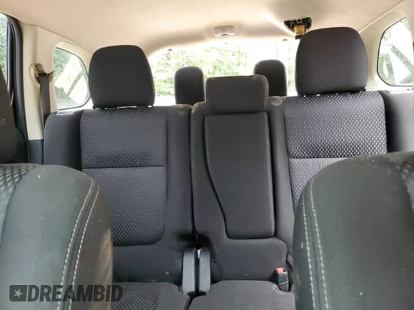 2018 Mitsubishi Outlander ES z VIN JA4AZ3A3XJZ013172, wystawiony jako Copart lot #60265055 z przebiegiem 137 660 mil mil oraz Szkoda całkowita • Salvage title. Historia ofert i sprzedaży dostępna na DreamBid. Obrazek 10.