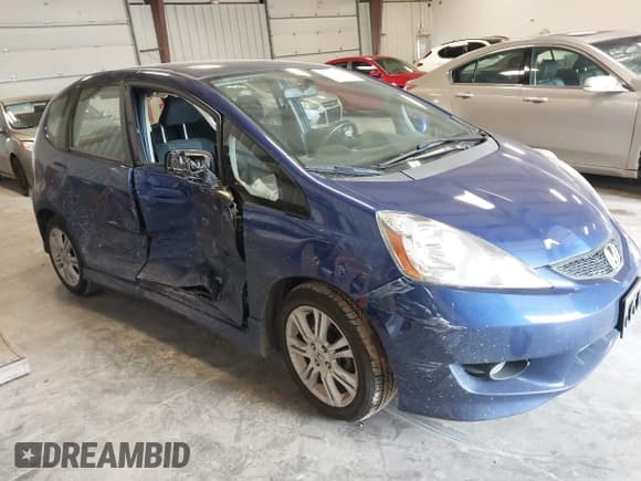 ✅ 2009 Honda Fit Sport • VIN: JHMGE88699S037085 • Lot: 43575712. Listed on IAAI with 75,592 mi. Free auction sales archive from the USA and detailed vehicle history report at DreamBid. Image 1.