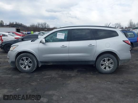 ✅ 2016 Chevrolet Traverse LT • VIN: 1GNKVGKD6GJ347363 • Lot: 41676104. Listed on IAAI with 116,502 mi. Free auction sales archive from the USA and detailed vehicle history report at DreamBid. Image 14.