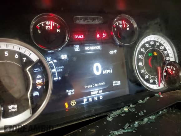 2021 Ram 1500 Warlock z VIN 1C6RR6GT3MS506620, wystawiony jako Copart lot #55771165 z przebiegiem 92 691 mil mil oraz Czysty tytuł • Clean title. Historia ofert i sprzedaży dostępna na DreamBid. Obrazek 9.