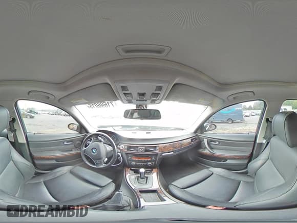 ✅ 2007 BMW 3 Series 335i • VIN: WBAVB73547KY60687 • Lot: 71696015. Listed on Copart with 175,445 mi. Free auction sales archive from the USA and detailed vehicle history report at DreamBid. Image 14.