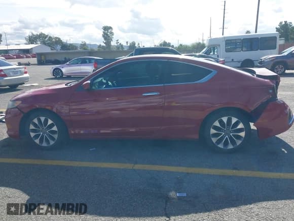 ✅ 2013 Honda Accord LX-S • VIN: 1HGCT1B36DA020336 • Лот: 43702260. Опубликован ранее на IAAI с пробегом 191 294 миль. Бесплатный доступ к архиву аукционных продаж из США и подробный отчёт об истории автомобиля на DreamBid. Изображение 15.