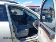 ✅ 2008 Hyundai Veracruz GLS • VIN: KM8NU13C08U069356 • Lot: 43315069. Listed on IAAI with 193,982 mi. Free auction sales archive from the USA and detailed vehicle history report at DreamBid. Image 5.