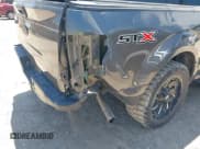 ✅ 2017 Ford F-150 XL • VIN: 1FTEW1CP6HKD80402 • Lot: 41973543. Wystawiony na IAAI z przebiegiem 79 292 mil. Bezpłatny archiwum sprzedaży aukcyjnych z USA i szczegółowy raport historii pojazdu na DreamBid. Zdjęcie 17.