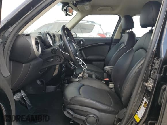 ✅ 2012 MINI Countryman S • VIN: WMWZC5C58CWL58240 • Лот: 92089235. Опубликован ранее на Copart с пробегом 107 290 миль. Бесплатный доступ к архиву аукционных продаж из США и подробный отчёт об истории автомобиля на DreamBid. Изображение 7.