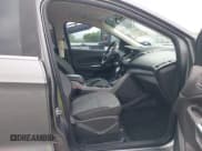 ✅ 2014 Ford Escape SE • VIN: 1FMCU9GX3EUB06947 • Lot: 42193325. Wystawiony na IAAI z przebiegiem 138 923 mil. Bezpłatny archiwum sprzedaży aukcyjnych z USA i szczegółowy raport historii pojazdu na DreamBid. Zdjęcie 5.