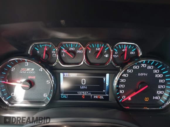 ✅ 2018 Chevrolet Tahoe LT • VIN: 1GNSKBKC0JR213007 • Lot: 41613263. Listed on IAAI with 137,537 mi. Free auction sales archive from the USA and detailed vehicle history report at DreamBid. Image 7.