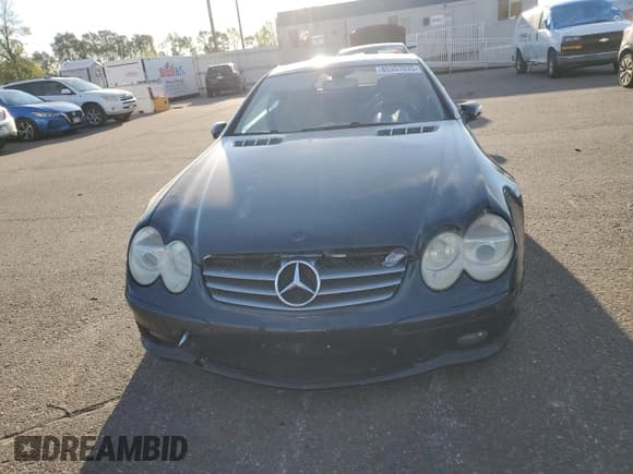 ✅ 2005 Mercedes-Benz SL 500 • VIN: WDBSK75F75F099279 • Lot: 85357035. Listed on Copart with Not provided. Free auction sales archive from the USA and detailed vehicle history report at DreamBid. Image 5.