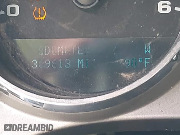 ✅ 2014 Chevrolet Silverado 2500HD LT • VIN: 1GC1KXCG1EF131636 • Lot: 43112265. Listed on IAAI with 309,813 mi. Free auction sales archive from the USA and detailed vehicle history report at DreamBid. Image 15.