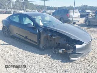 ✅ 2023 Tesla Model S Plaid • VIN: 5YJSA1E67PF528820 • Lot: 43757823. Wystawiony na IAAI z przebiegiem Nie podano. Bezpłatny archiwum sprzedaży aukcyjnych z USA i szczegółowy raport historii pojazdu na DreamBid. Zdjęcie 1.