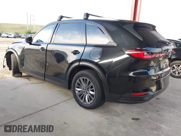 ✅ 2024 Mazda CX-90 Preferred • VIN: JM3KKBHD4R1183147 • Lot: 43486584. Wystawiony na IAAI z przebiegiem 33 747 mil. Bezpłatny archiwum sprzedaży aukcyjnych z USA i szczegółowy raport historii pojazdu na DreamBid. Zdjęcie 3.
