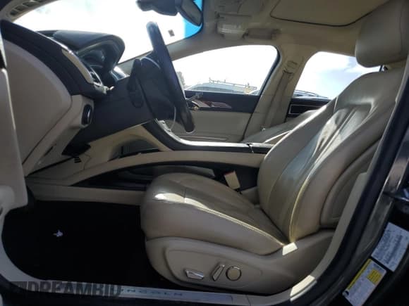 ✅ 2015 Lincoln MKZ Hybrid • VIN: 3LN6L2LU2FR619540 • Lot: 91301525. Wystawiony na Copart z przebiegiem 287 247 mil. Bezpłatny archiwum sprzedaży aukcyjnych z USA i szczegółowy raport historii pojazdu na DreamBid. Zdjęcie 7.