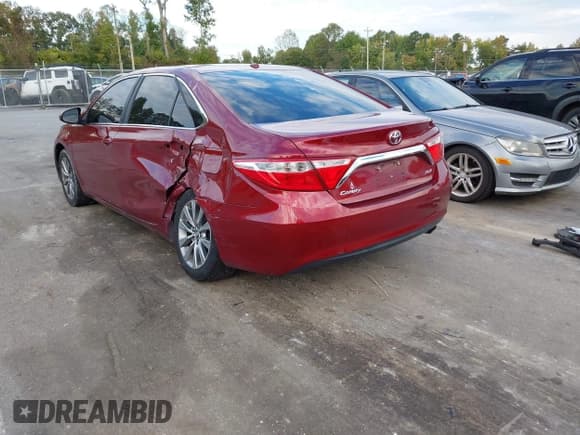 ✅ 2017 Toyota Camry SE • VIN: 4T1BF1FKXHU775086 • Lot: 43350797. Listed on IAAI with 126,346 mi. Free auction sales archive from the USA and detailed vehicle history report at DreamBid. Image 3.
