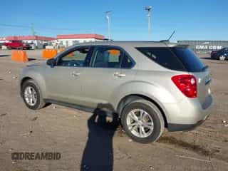 2015 Chevrolet Equinox LS z VIN 1GNALAEK9FZ121410, wystawiony jako IAAI lot #43500058 z przebiegiem 79 531 mil mil oraz . Historia ofert i sprzedaży dostępna na DreamBid. Obrazek 3.