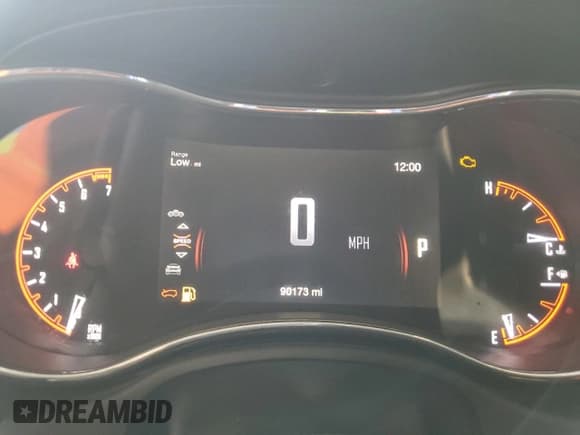 ✅ 2017 Dodge Durango SXT • VIN: 1C4RDHAG1HC680426 • Lot: 62021685. Listed on Copart with 90,173 mi. Free auction sales archive from the USA and detailed vehicle history report at DreamBid. Image 9.