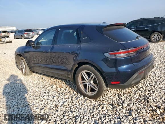 ✅ 2022 Porsche Macan • VIN: WP1AA2A55NLB11350 • Lot: 80279875. Listed on Copart with 54,404 mi. Free auction sales archive from the USA and detailed vehicle history report at DreamBid. Image 2.