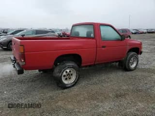 ✅ 1986 Nissan Regular Bed 4WD E • VIN: 1N6ND11Y5GC429015 • Lot: 81749454. Wystawiony na Copart z przebiegiem 161 421 mil. Bezpłatny archiwum sprzedaży aukcyjnych z USA i szczegółowy raport historii pojazdu na DreamBid. Zdjęcie 3.