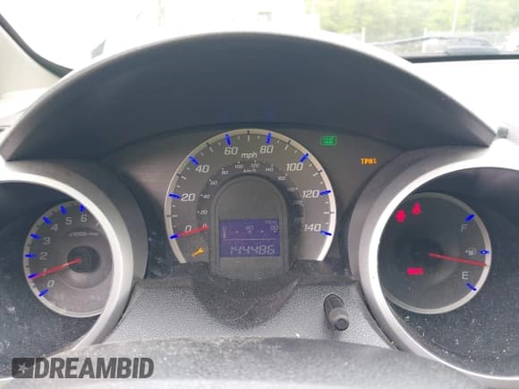 ✅ 2013 Honda Fit • VIN: JHMGE8G37DC074310 • Lot: 42537199. Wystawiony na IAAI z przebiegiem 144 486 mil. Bezpłatny archiwum sprzedaży aukcyjnych z USA i szczegółowy raport historii pojazdu na DreamBid. Zdjęcie 7.