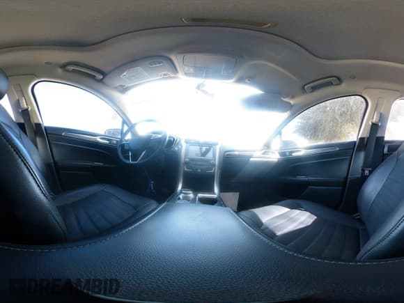 ✅ 2017 Ford Fusion SE • VIN: 3FA6P0PU6HR379800 • Lot: 43022555. Wystawiony na IAAI z przebiegiem 98 342 mil. Bezpłatny archiwum sprzedaży aukcyjnych z USA i szczegółowy raport historii pojazdu na DreamBid. Zdjęcie 18.