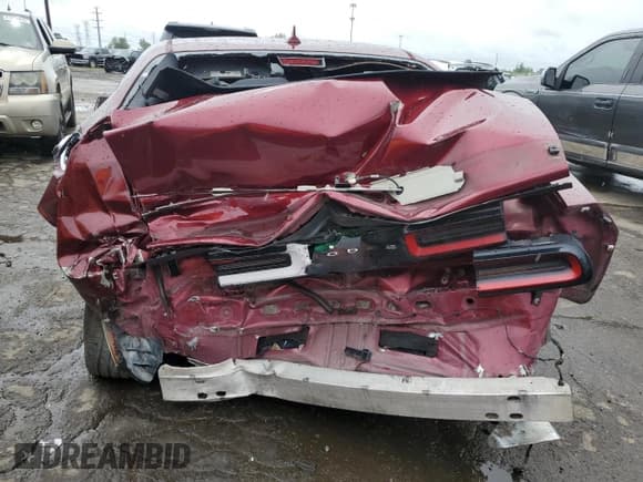 ✅ 2018 Dodge Challenger R/T Plus • VIN: 2C3CDZBT8JH259611 • Lot: 61564585. Listed on Copart with 127,040 mi. Free auction sales archive from the USA and detailed vehicle history report at DreamBid. Image 6.
