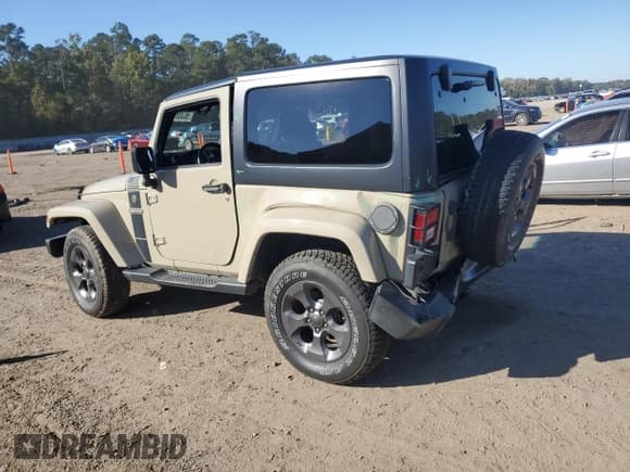 ✅ 2017 Jeep Wrangler Freedom • VIN: 1C4AJWAG6HL584933 • Lot: 90308855. Wystawiony na Copart z przebiegiem 116 790 mil. Bezpłatny archiwum sprzedaży aukcyjnych z USA i szczegółowy raport historii pojazdu na DreamBid. Zdjęcie 2.