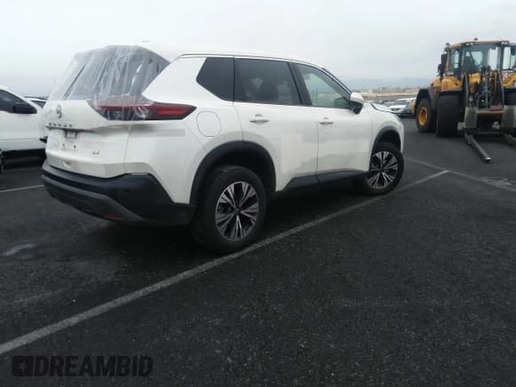 ✅ 2023 Nissan Rogue SV • VIN: 5N1BT3BA3PC791510 • Lot: 43694175. Wystawiony na IAAI z przebiegiem 67 435 mil. Bezpłatny archiwum sprzedaży aukcyjnych z USA i szczegółowy raport historii pojazdu na DreamBid. Zdjęcie 4.