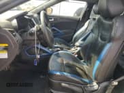 ✅ 2013 Hyundai Veloster Turbo • VIN: KMHTC6AEXDU086929 • Lot: 72161794. Wystawiony na Copart z przebiegiem 228 804 mil. Bezpłatny archiwum sprzedaży aukcyjnych z USA i szczegółowy raport historii pojazdu na DreamBid. Zdjęcie 7.