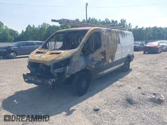 ✅ 2017 Ford Transit • VIN: 1FTYR2ZG4HKA88748 • Lot: 42232989. Listed on IAAI with Not provided. Free auction sales archive from the USA and detailed vehicle history report at DreamBid. Image 17.