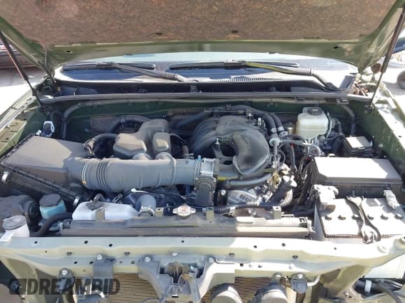 ✅ 2022 Toyota 4Runner TRD Off Road Premium • VIN: JTERU5JRXN6002036 • Lot: 41990896. Listed on IAAI with 34,161 mi. Free auction sales archive from the USA and detailed vehicle history report at DreamBid. Image 10.